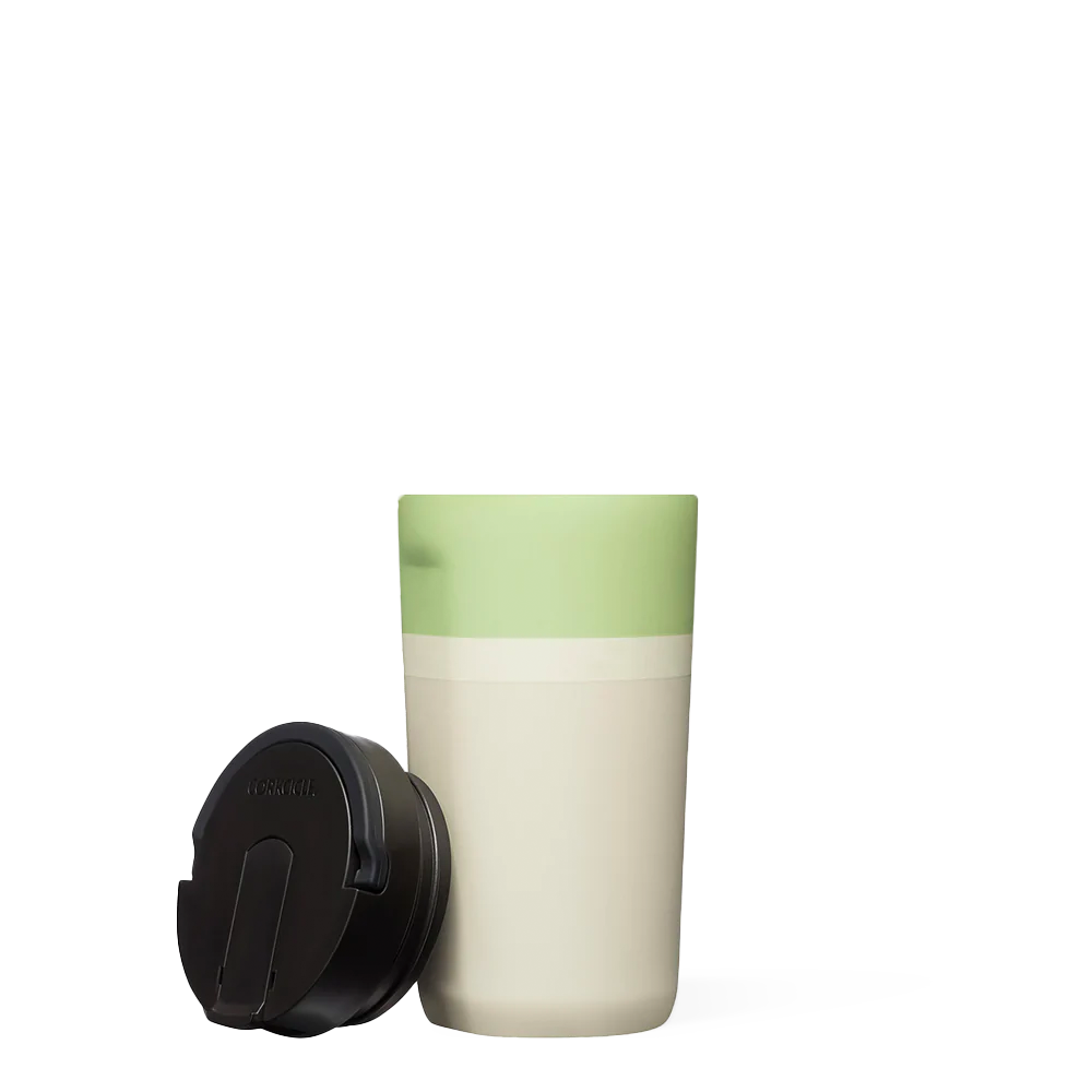 star-warstm-kids-cup-d0 0b29a0bde323--grogu-kids-cup-product-lid-off.png