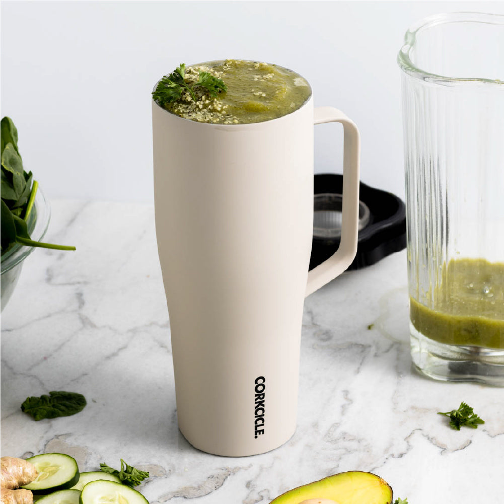 cold-cup-xl-m2 588f4a27c4cf--2230CLT-lifestyle.jpg