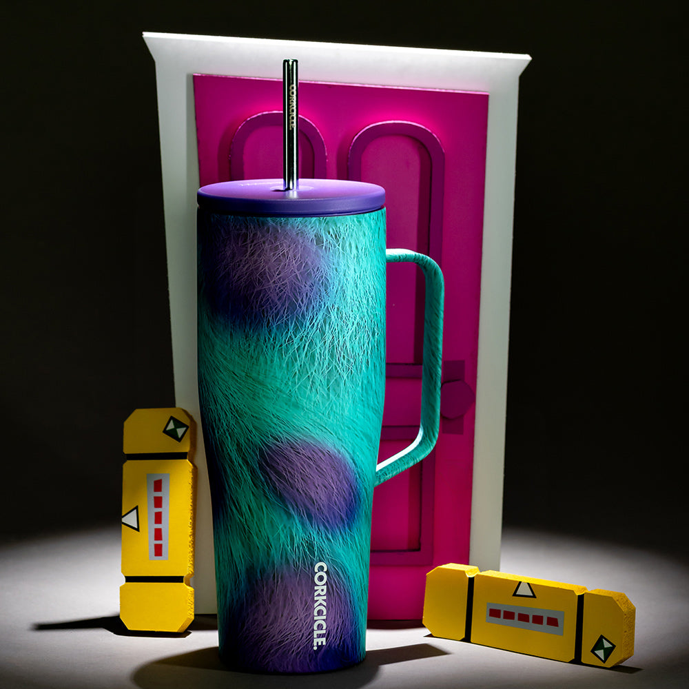 disney-pixar-cold-cup-xl-o6 MonstersInc-Lifestyle-PDP2.jpg