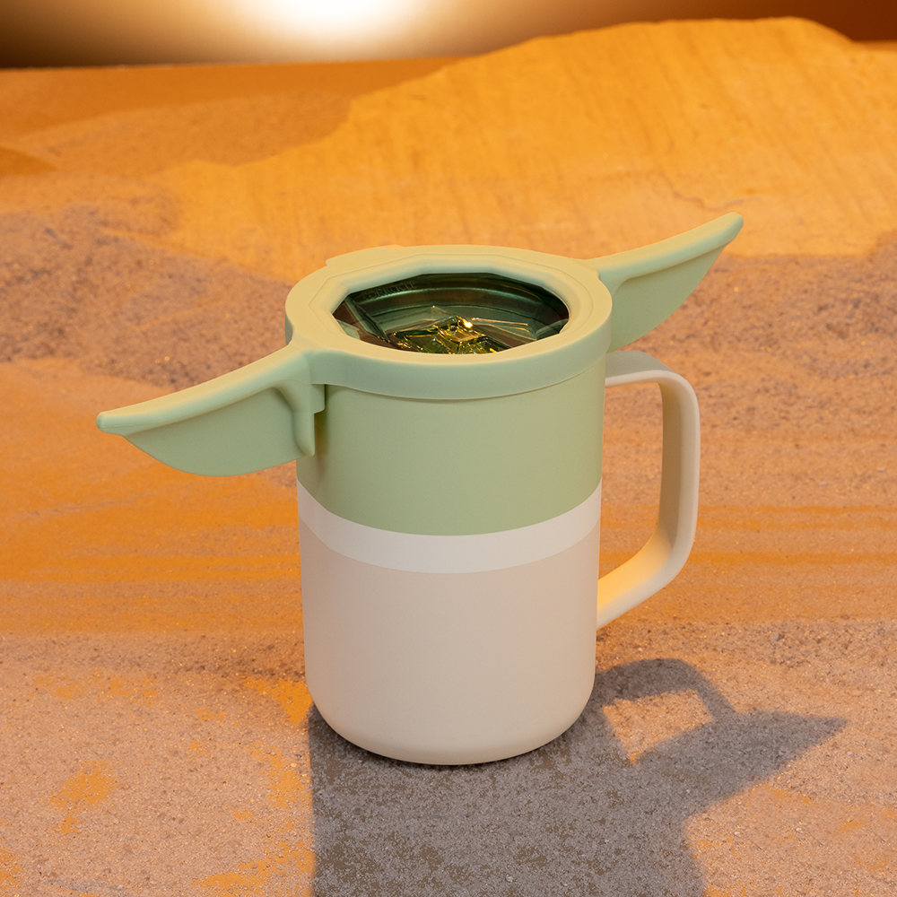 star-warstm-coffee-mug-r2 cb49bfa7ad2c--CRK-poolboy-AUG-2021-Starwars-14.png